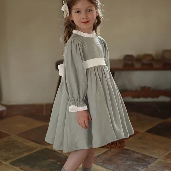 Girls' Princess Wedding Dress with Puff Sleeves & Ruffled Trim